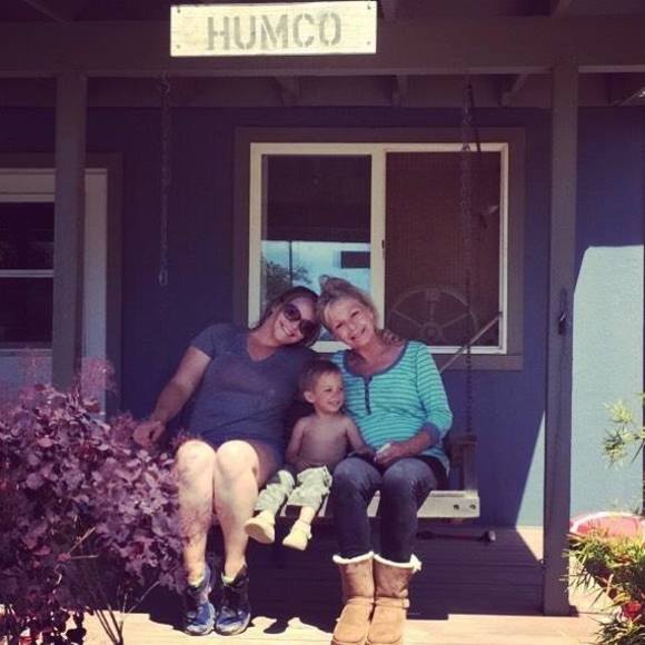 Meet your Posher, Debbie - Picture 1 of 1